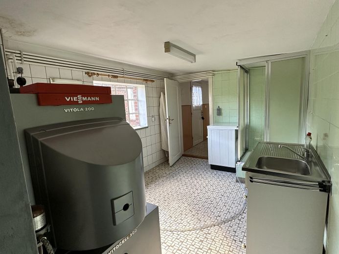 Heizungsraum mit Dusche