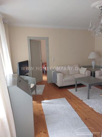 Traumhafte, neu renovierte 2-Zimmer-Wohnung in historischem Lübecker Alstadthaus – 95a4d9833117566ed3ae1394408a0e950afb7a78.jpg