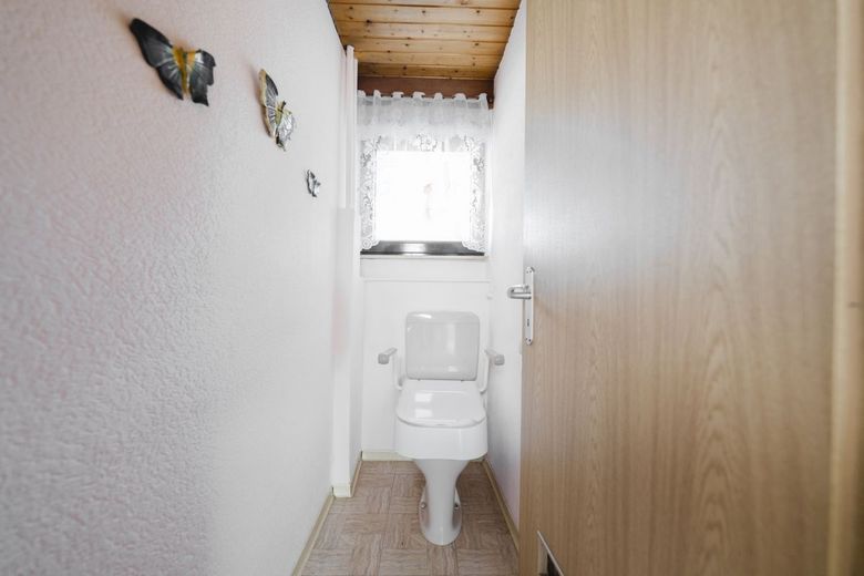 Die Perle im Dornröschenschlaf - RMH in idyllischer Ruhe – OG WC