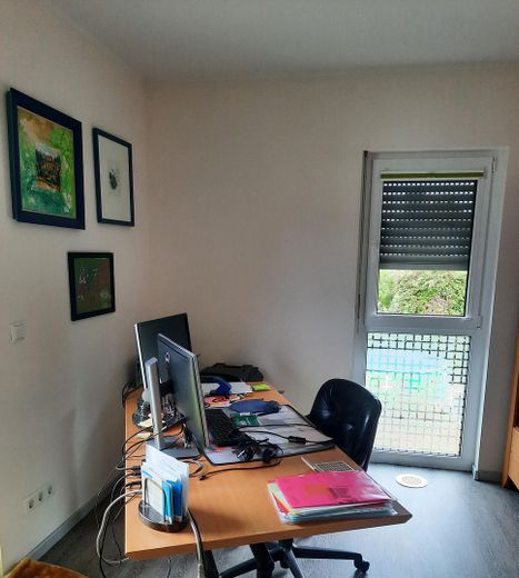 Attraktives freistehendes Einfamilienhaus mit großem Garten und PV-Anlage in Hanau/ Großauheim – Gästezimmer/Homeoffice OG