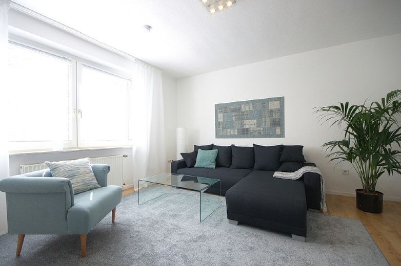 Zentral und ruhig: Möblierte Wohnung in Essen mit zwei Schlafzimmern und Internetzugang Nähe Hauptbahnhof – 78f3e289aec5ea66ad38278345766a3bfcdd4bb6.jpg