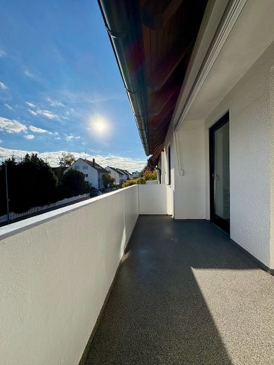 Balkon Wohn-und Kinderzimmer