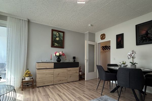 Comprar piso de 3 habitaciones en Osnabrück – inversión inmobiliaria bien cuidada con balcón en Schinkel