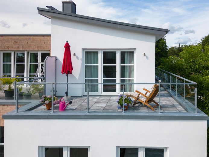 Dachterrasse von vorne