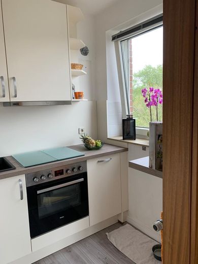 Highlight: 3-Zi.-Maisonette auf zwei Ebenen, sonniger Süd/West-Balkon, Endetage – Foto 16