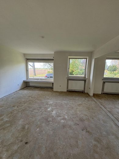 Wohnzimmer mit Essbereich