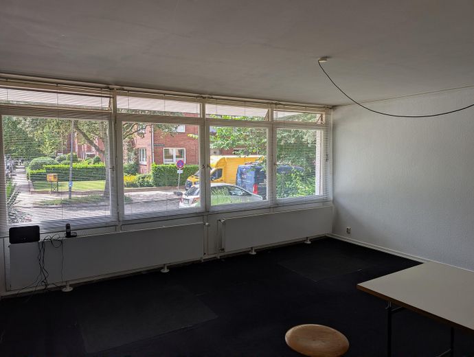 Erdgeschosswohnung in Alsternähe (Uhlenhorst) mit exklusiver Gartennutzung in Architektenhaus – Wohnraum 3
