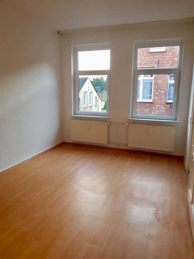 3 Zimmer Maisonett Wohnung in ruhiger Lage – Schlafzimmer