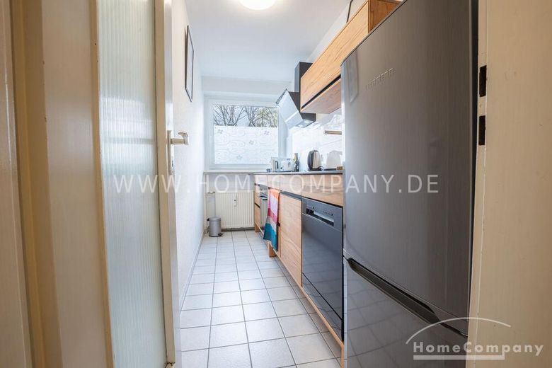 ***Attraktive, frisch renovierte und neu möblierte 2-Zimmer-Wohnung mit Balkon in München-Neuhausen – bba41113421083cc78e7ac40c3d8f26d80ff679a.jpg