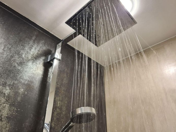 Grohe Regendusche Bad 1. OG