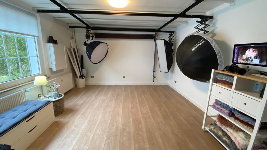 ! Hinterhof ! Rendite oder Büro, Praxis, Handwerker, Artelier, Lager, Halle, Ausstellung, Garage – Großes Büro