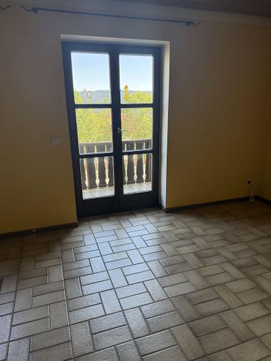 Spaziosa casa unifamiliare con appartamento indipendente e vista panoramica da sogno – Foto 20