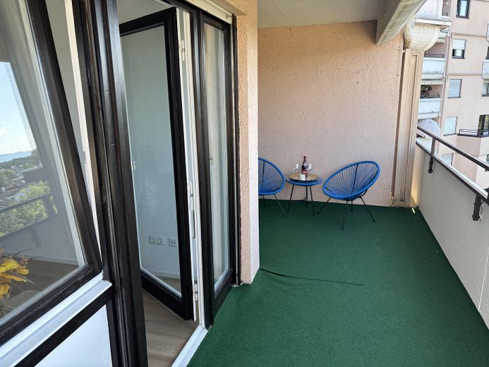 Newly renovated condominium in Geretsried > NO COMMISSION < – Balkon
