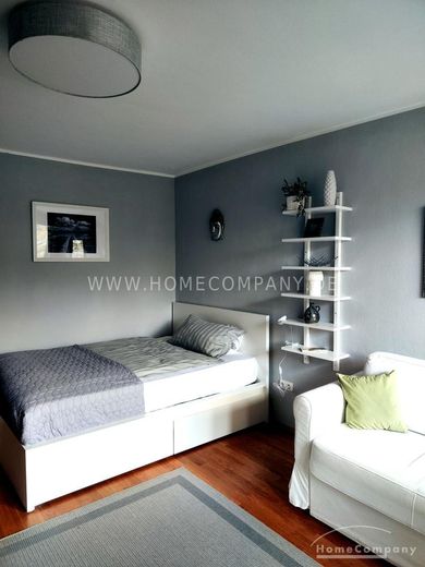 Schönes, neu renoviertes 1-Zimmer-Appartment mit Balkon in Laim – 6c040e62b00028cb2d6c5342b4a1a0fb7d18678b.jpg