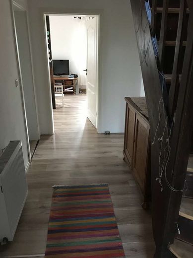 Vermietetes Reihenendhaus | *provisionsfrei* | 800m zur Ostsee | Niendorf/Hohenkirchen – Flur zum Wohnzimmer