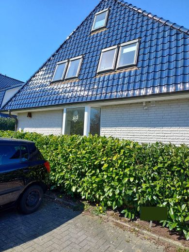 Außenansicht vom Parkplatz