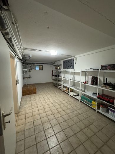 Keller