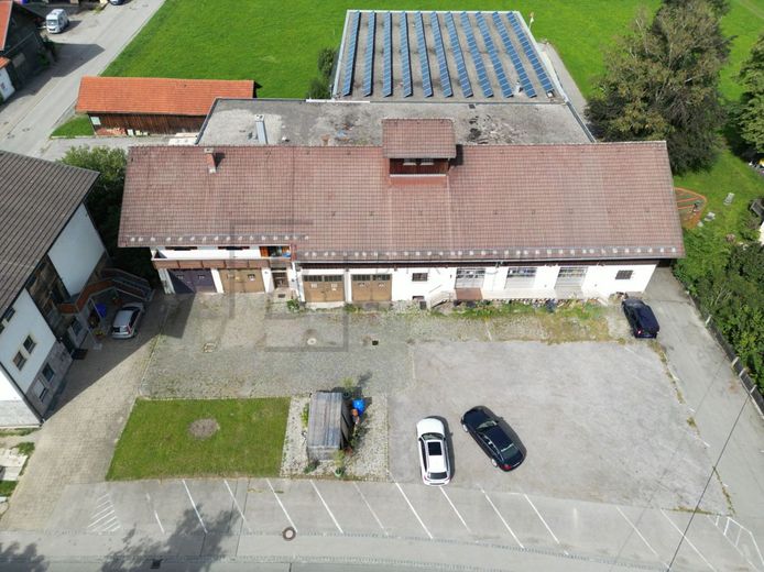 Renditeobjekt Wohnhaus /Produktions- Lagerhalle 3300m² auf 2225m² Grundstück, nähe A7 Kempten – Ansicht