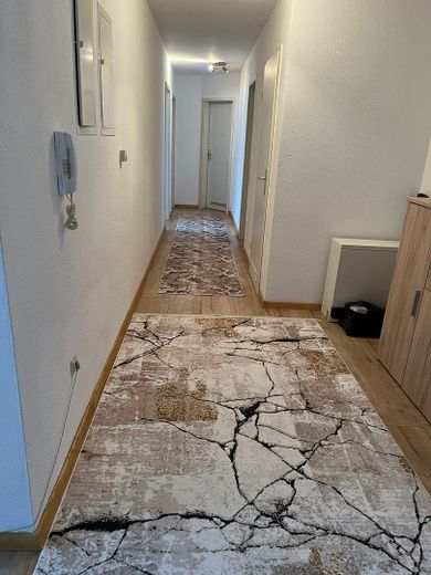 Mtl. 545€ Rate für Eigennutzer!!! Schöne 4,5 Zi-Whg. mit Balkon in Ablach zu verkaufen! (6) (ID-130) – Flur