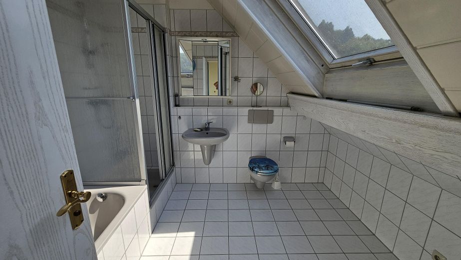 Über den Dächern von Baden-Baden – Charmante Maisonette-Wohnung mit Panoramablick nahe Festspielhaus – Foto 7