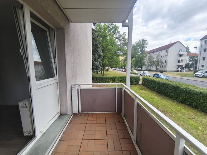 Erdgeschosswohnung zum kleinen Mietpreis! – Foto 1