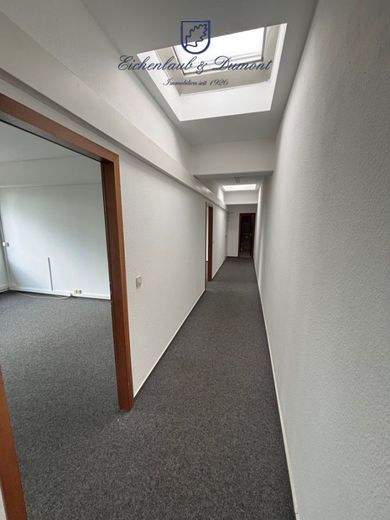 Moderne Bürofläche im Gewerbegebiet Saarlouis-Röderberg – Flur