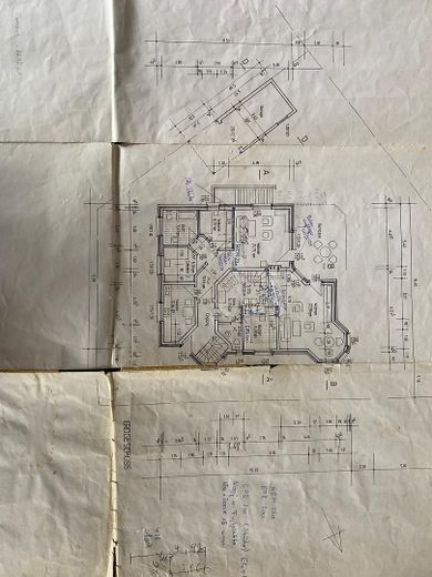 Freistehendes Einfamilienhaus mit Einliegerwohnung und Garage in ruhiger Lage (Sackgasse) von Brakel – Grundriss EG
