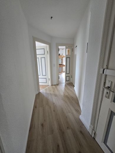 Appartamento mansardato di 3 locali appena ristrutturato con vista sul fiordo e cucina componibile – Foto 15