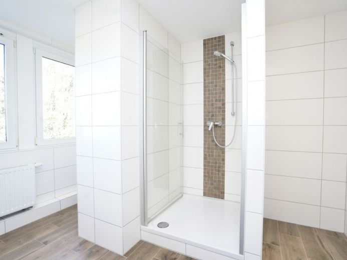 Balkon / 2 banyo / Çok modern – Fotoğraf 1