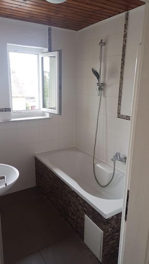 Casa plurifamiliare in posizione vicina al centro a Tauberbischofsheim – Foto 5