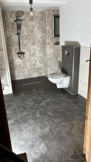 Zweifamilienhaus renoviert, Glasfaser, Einliegerwohnung mgl., niedrige Heizkosten, von privat – Foto 3