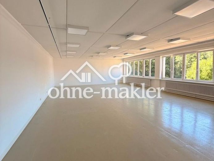 Besondere Gewerbefläche als Büro, Atelier, Praxis oder Lager – Photo 1
