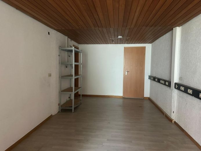 ampio appartamento d’epoca con terrazza, garage e numerosi locali accessori – Foto 15