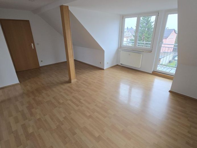 + + + 3,0-Zimmerwohnung mit Balkon! + + + – Foto 1