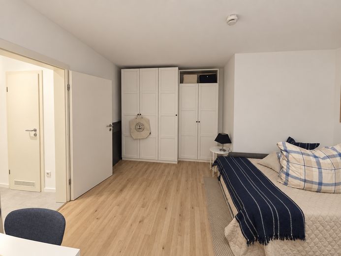 Balkon ve ankastre mutfaklı mobilyalı 1 odalı daire – yaklaşık 39 m² – Wohnen