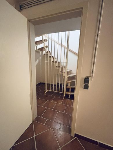 Stilvolles Reiheneckhaus mit Garage Stellplatz und ausgebautem Dachbereich mit Badezimmer – Foto 20