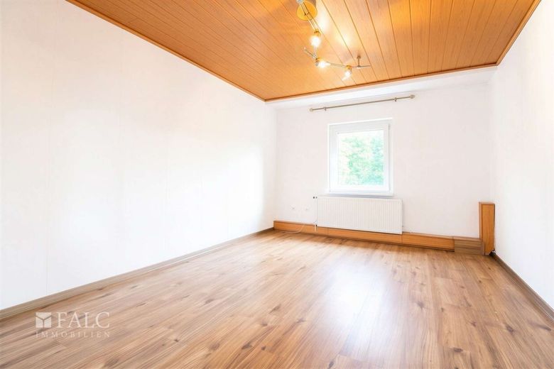 +++ Mehrfamilienhaus in toller Lage und mit guter Rendite +++ – Kinderzimmer Wohneinheit 3