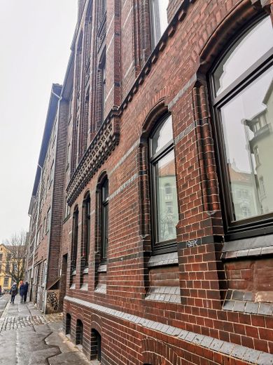 Charmante 5 Zimmer Altbauwohnung im Hochparterre mit Gartenzugang – Ihr Projekt mit Potenzial – Foto 17
