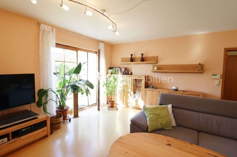 Ein liebevolles Zuhause mit Garten in ruhiger Lage in Laaber – Wohnen