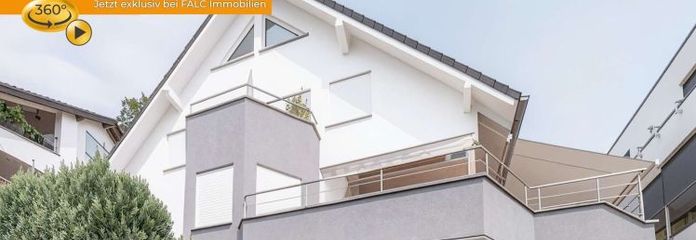 Modernisierte 3-Zimmer-Erdgeschosswohnung mit drei Terrassen, einer Garage und drei Stellplätzen