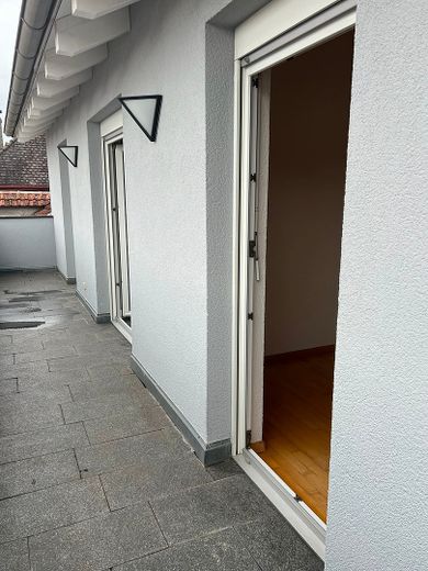 Gemütliche 2-Zimmer-Penthouse-Wohnung mit Balkon und Einbauküche in Wehr – Foto 13