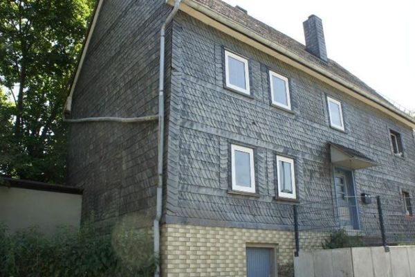 **TEILRENOVIERTES EFH SUCHT SELBERMACHER - FÜR KLEINES GELD-IN MUDERSBACH****