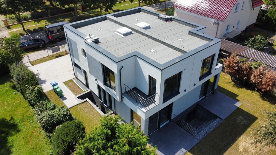 Casa moderna de 7,5 habitaciones con vivienda independiente, jardín y A+ – Foto 2