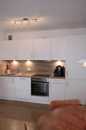 Modern wohnen, zentral leben – 2 Zimmer im beliebten Hanna Carré - HC11 – Einbauküche