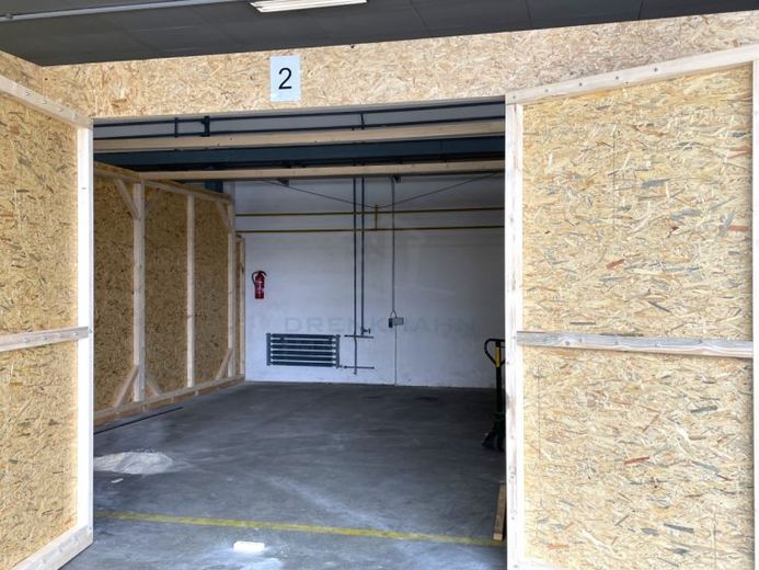 Lager oder Garage 100 m² in Barth – Foto 1