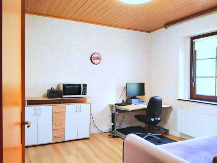 Wohnzimmer / Büro