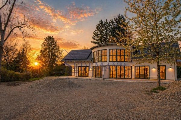AFFITTO: Esclusiva casa da sogno in una posizione idilliaca e privilegiata direttamente sul lago di Ammersee – Prima occupazione!