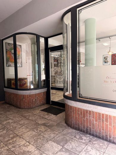 Schaufenster am Eingang
