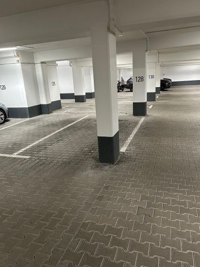 Plaza de garaje en Maxvorstadt (no dúplex) – Foto 2
