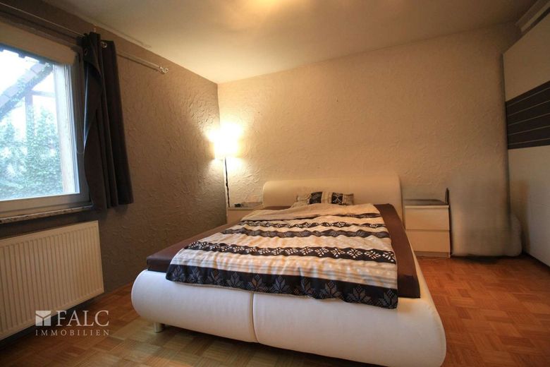 Charmantes Fachwerkhaus mit großem Entwicklungspotenzial – 1. OG - weiteres Schlafzimmer